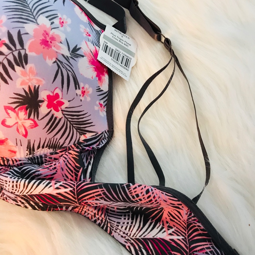 Flowers bras🌺🌸 - Picture 2 of 3